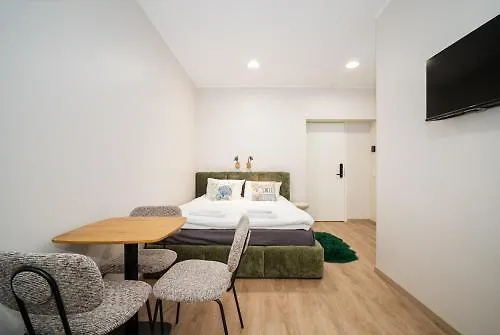 Airport-bus - 13 North - 8 塔林